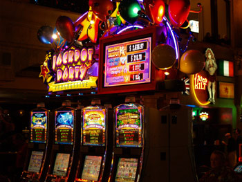 Slot-Machine-350X263