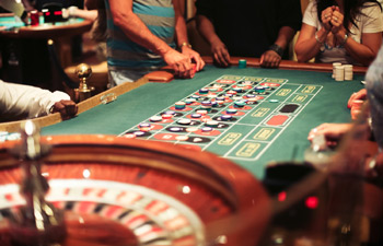 roulette-table-and-wheel-350X225